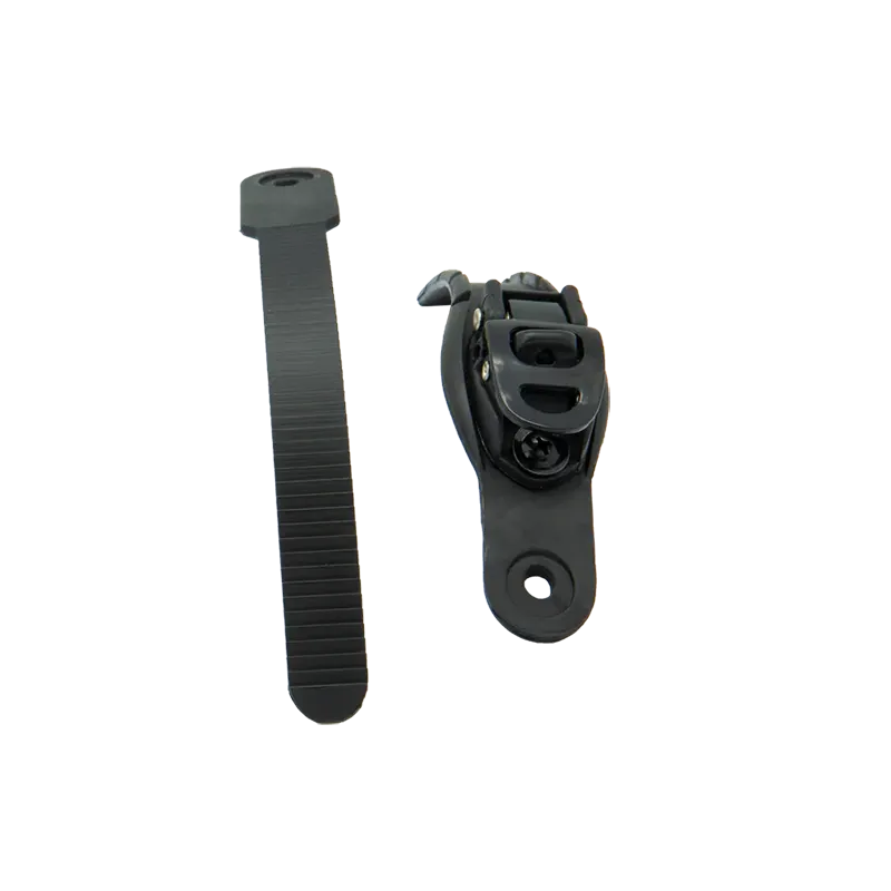 AXS alumine hammasklamber pingutiga must